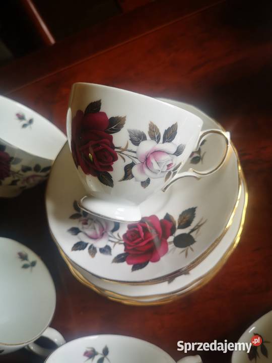 Filiżanka i talerzyk biskupiojasna róża Gdańsk