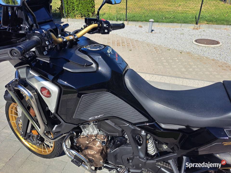 Honda Africa Twin Adventure 1100 salon Polska bagażnik