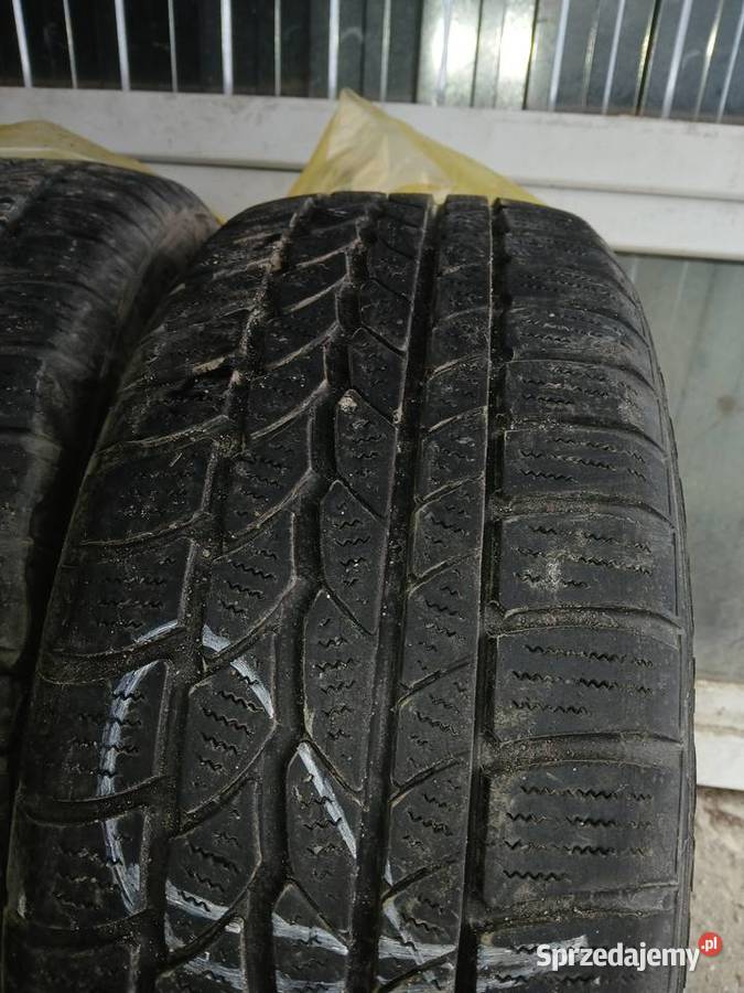 Opony zimowe 2156017 cztery Maków Podhalański sprzedam