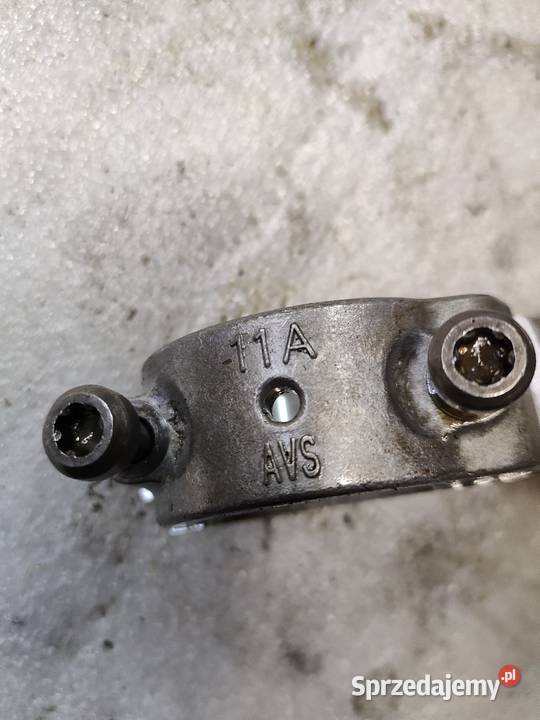 korbowód z tłokiem avs z silnika Briggs Stratton Wiele