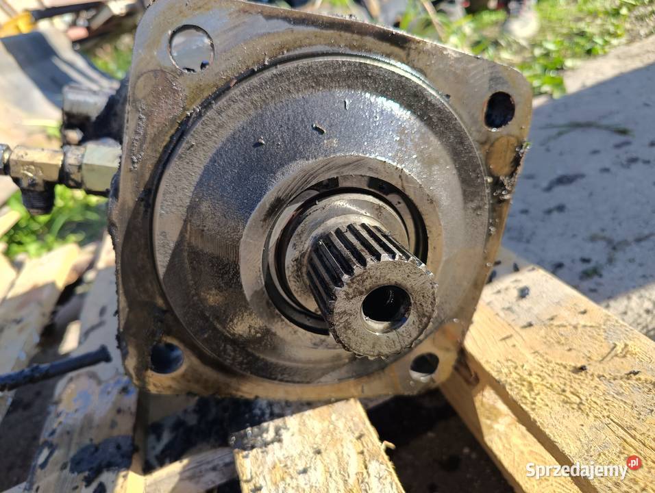 Silnik jazdy hydromotor A6VM200HA163WVAB010A