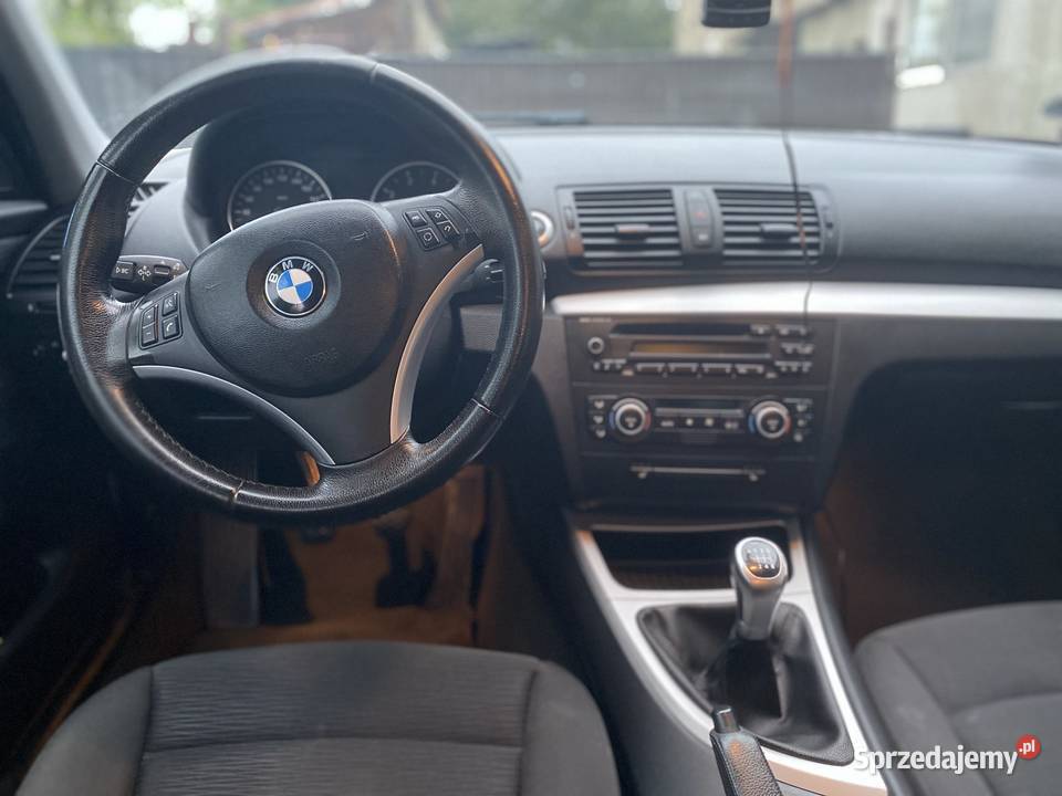 Bmw jedynka seria 1 polift benzyna e87 Gaworzyce sprzedam