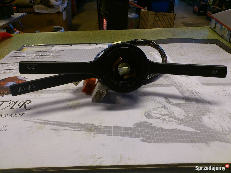 Przełącznik zespolony pod kierownicę nowy typ osobowe sprzedam