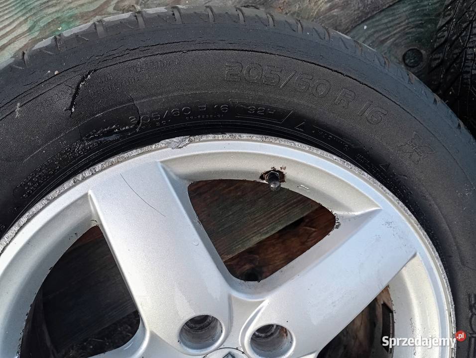 Sprzedam felgi Peugeot 407 Średnica 16" Lubasz