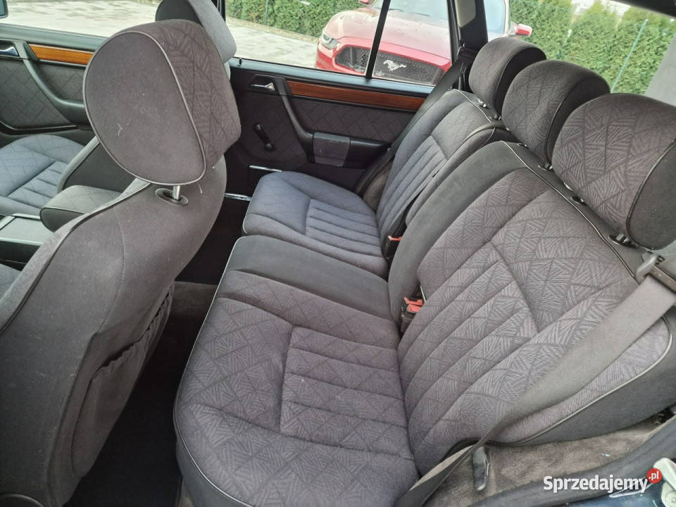 Mercedes E 220 BEZ KOROZJI automat bezwypadkowy ABS Czarnków