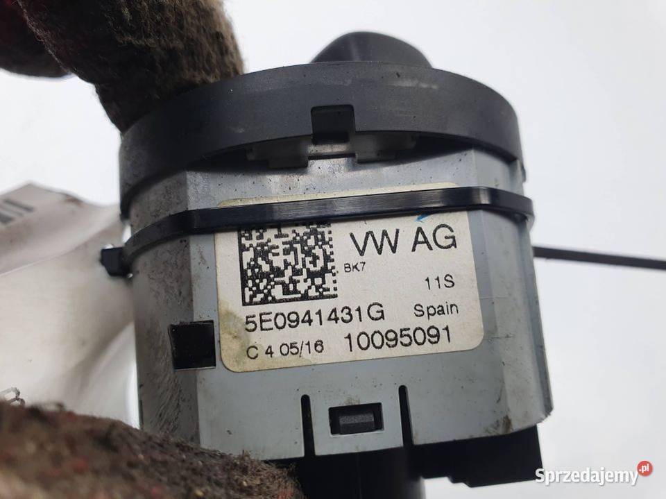 WŁĄCZNIK ŚWIATEŁ SKODA FABIA III 5E0941431G kujawsko-pomorskie
