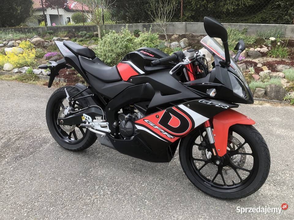 Derbi GPR125 Aprilia RS4 CBR RSRieju Senda sportowy Czarna sprzedam