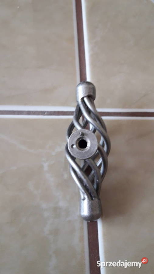 Stylowe metalowe uchwyty do mebli Anglia Janów Lubelski sprzedam