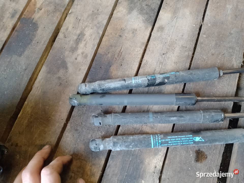 Siłowniki bagażnika Peugeot 407sw Wyrzysk