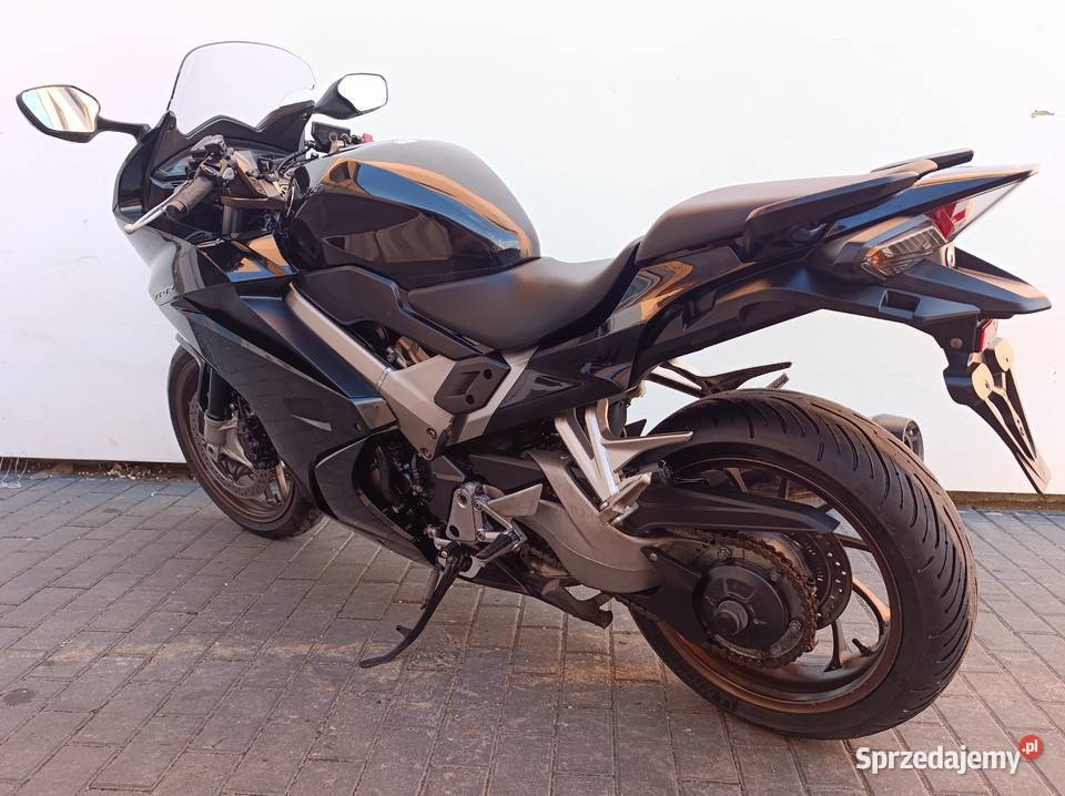 Honda VFR 800 ABS TCS motocykl w pełnym Ostrołęka sprzedam