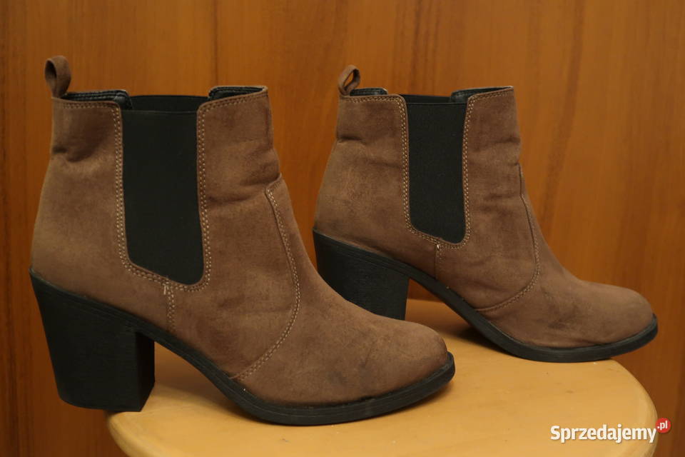 Damskie buty botki firmy HM 40 mazowieckie