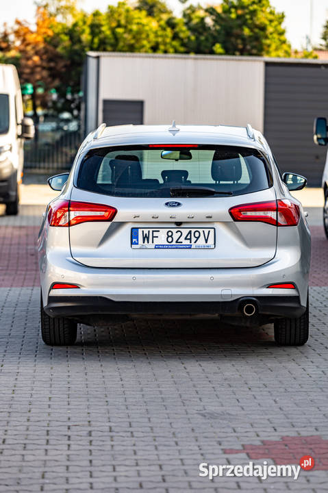 Ford Focus 10 EcoBoost manual na prywatne raty Kombi