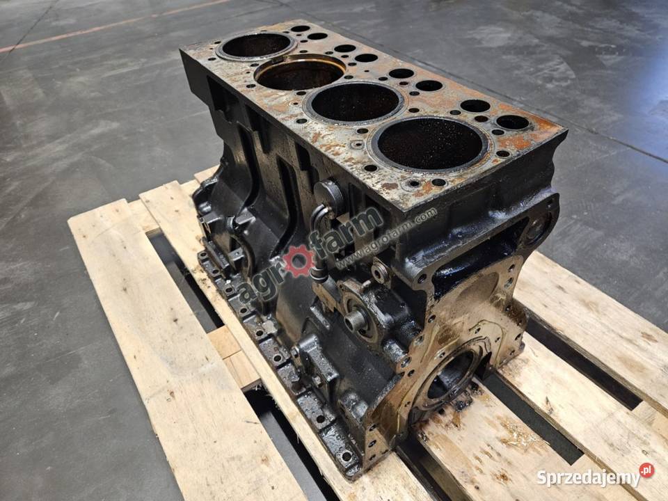 Blok silnika Valtra 6350 6000 6200 6250 6300 Byków
