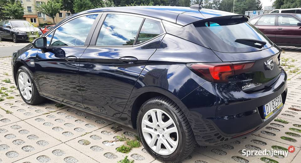 Opel Astra 14 generacja K z wyposażeniem Enjoy Astra dolnośląskie Jelenia Góra