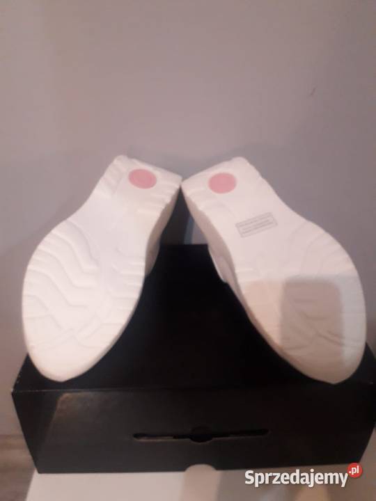 Białe damskie sneakersy Bullboxer 36 skóra ekologiczna małopolskie Kraków sprzedam