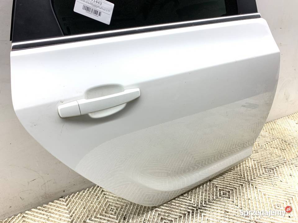 DRZWI PRAWY TYŁ OPEL ASTRA J Hatchback 0915 osobowe sprzedam