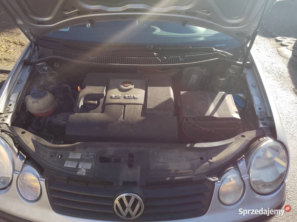 Sprzedam Volkswagen polo 12 12V 65 2003 posiada