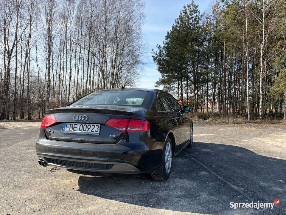 Audi A4 B8 SLine 143KM