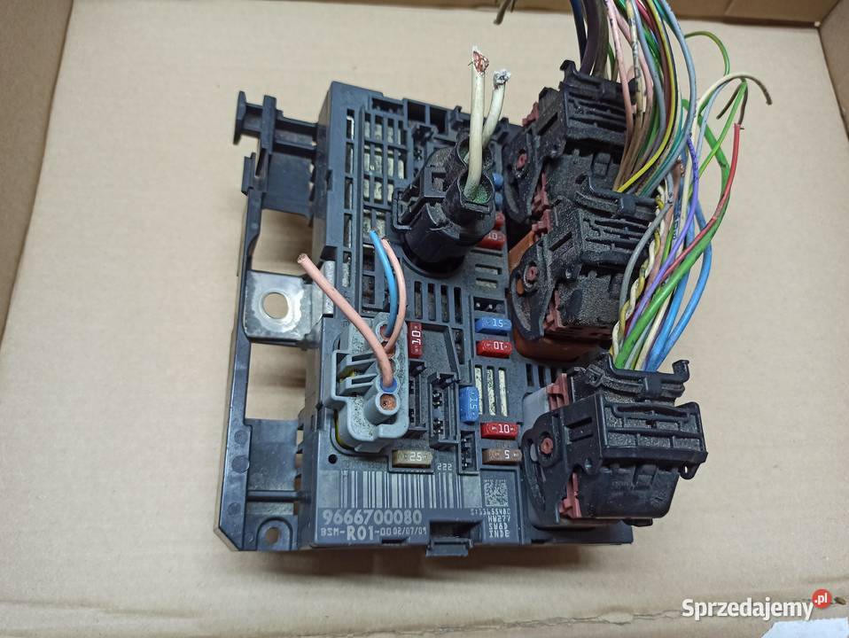 SKRZYNKA BEZPIECZNIKÓW MODUŁ BSM CITROEN C4 osobowe Bolesławiec