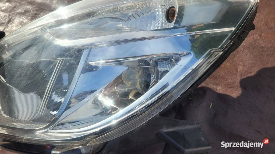 DACIA DOKKER LODGY LAMPA LEWA PRZÓD REFLEKTOR osobowe Ruda Śląska sprzedam