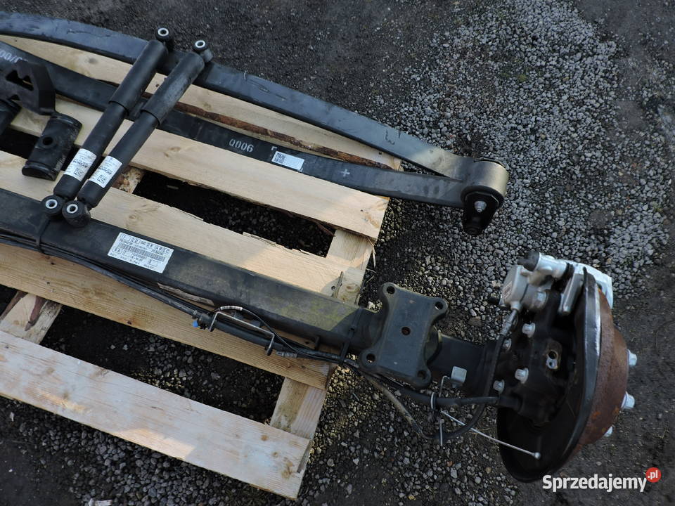 Belka oś zawieszenia tył amortyzatory resory