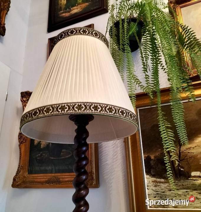 Lampa podłogowa Legnica
