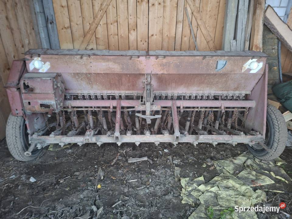 Sprzedam siewnik Siewniki i sadzarki Zychorzyn