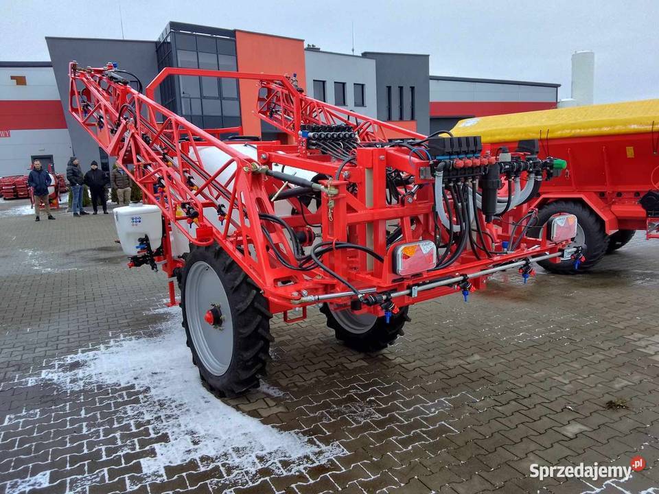 Opryskiwacz polowy przyczepiany hydrauliczny nieuszkodzony Rogóźno