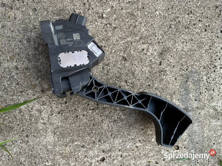 TOYOTA AURIS II PEDAŁ POTENCJOMETR 781100W040 osobowe Białystok sprzedam