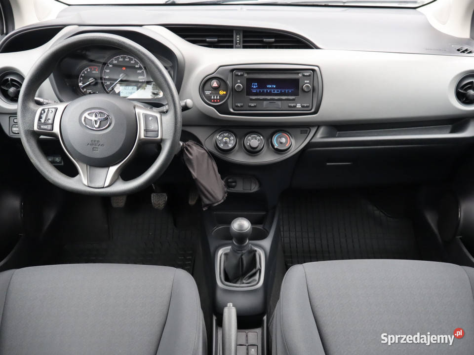 Toyota Yaris 10 VVTi radio śląskie Katowice