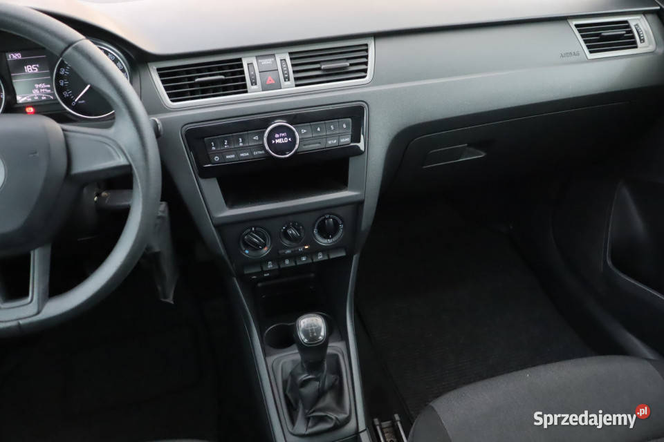 Skoda Rapid 12 TSI klimatyzacja