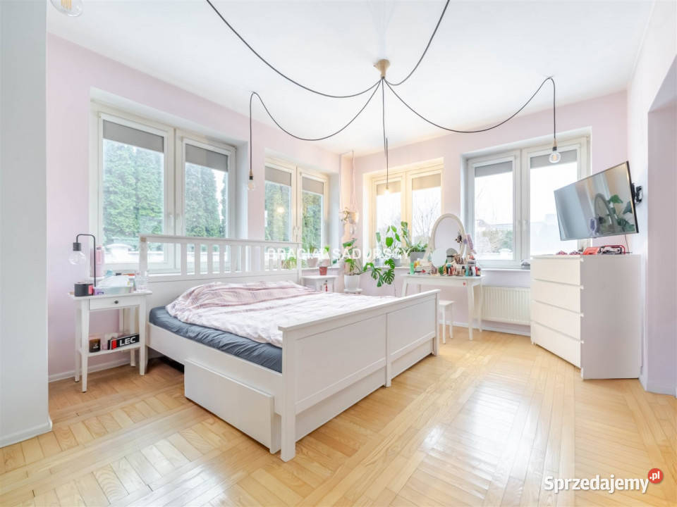 Dom wolnostojący 260m2 Michałowice