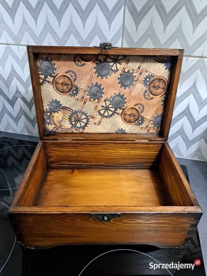Męski kuferek stylowy decoupage