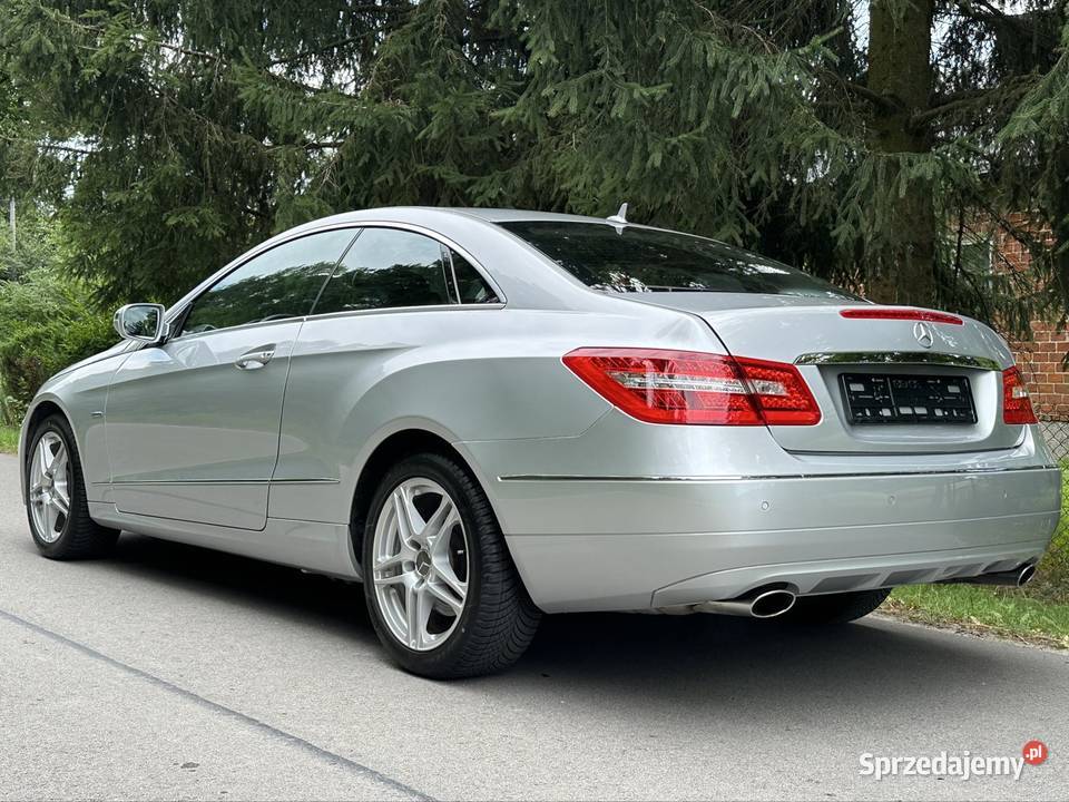 Mercedes Benz E klasa w207 V6 coupe wyjątkowy gniazdo USB lubelskie Zamość