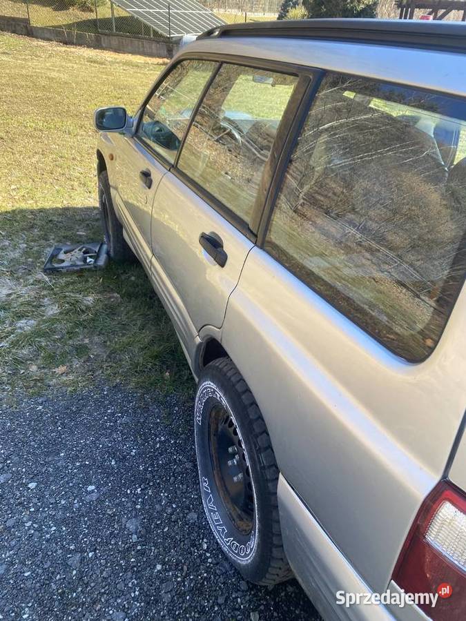 Subaru forester Maska błotniki drzwi koła Czernichów