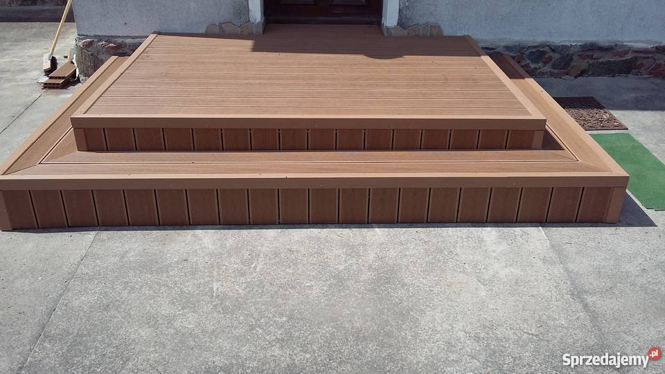 Deski i tarasy kompozytowe Elewacje Wycena Mrągowo