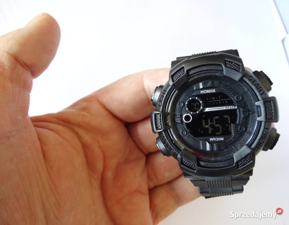 Duży zegarek wojskowy elektroniczny cyfrowy na rękę