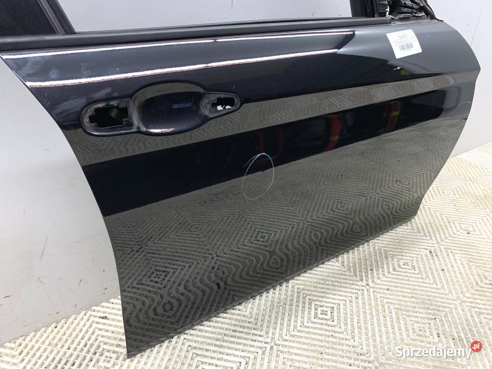DRZWI PRAWY PRZÓD BMW F20 Hatchback 1119