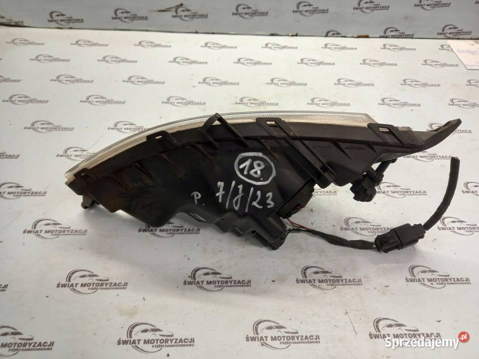 HYUNDAI I30 II 13r halogen prawy świętokrzyskie