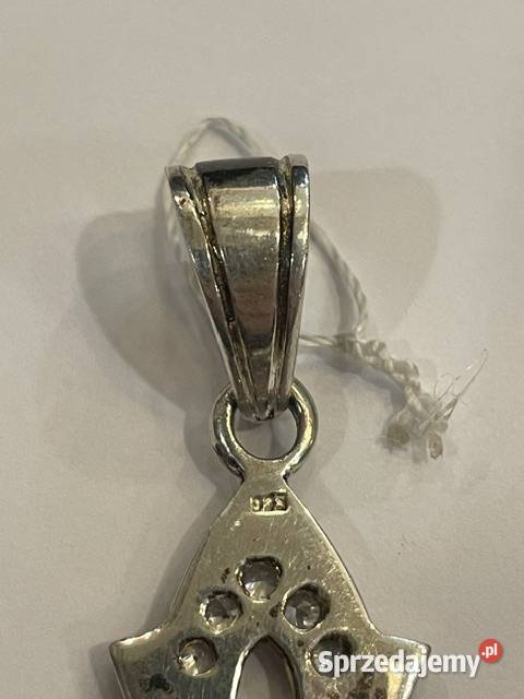 Srebrny krzyż 925 z cyrkoniami Pozostałe sprzedam