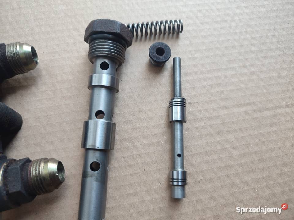 Zawór trójdrożny Massey Ferguson 3050 3060 3070 podlaskie Białystok