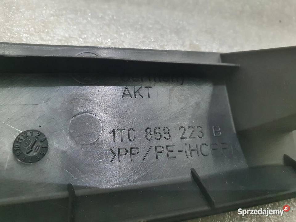 OSŁONA SŁUPKA A LEWA VW TOURAN 1T0868223B