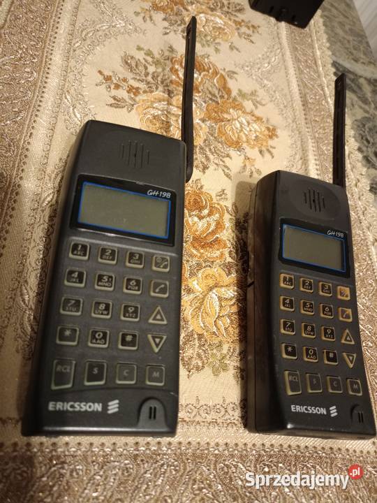 Zabytkowe Telefony ERICSSON GH198 i ładowarki Drawski Młyn