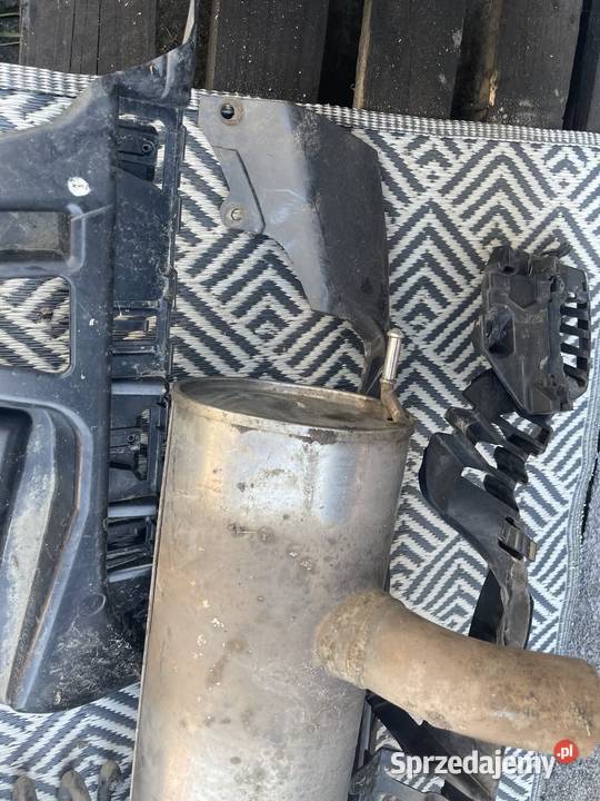 Kompletny tył BMW F31 A300 lift Mpakiet dyfuzor Stalowa Wola