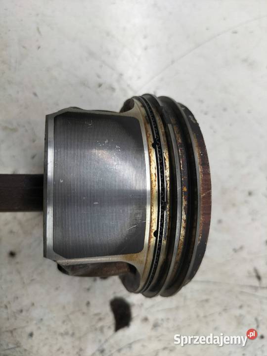 TŁOK KORBOWÓD 076182 14 TSI Audi A3 II 20032013 Blok silnika sprzedam