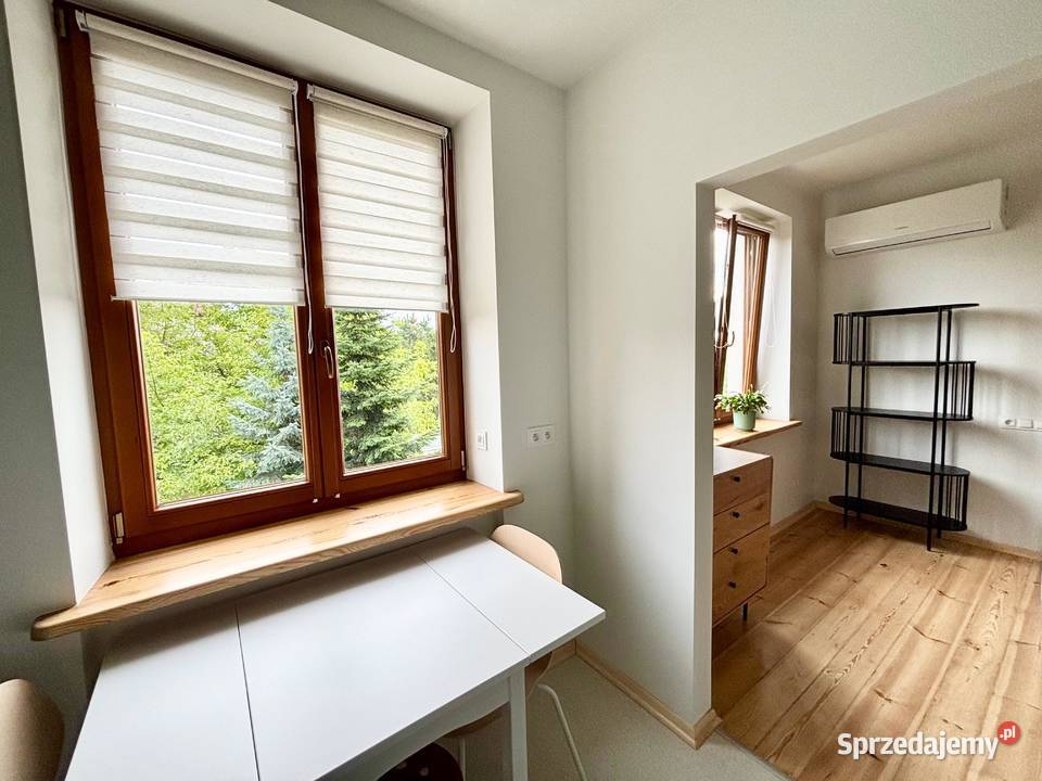 Kawalerka remoncie z klimatyzacją wydzielona cegła mazowieckie Warszawa