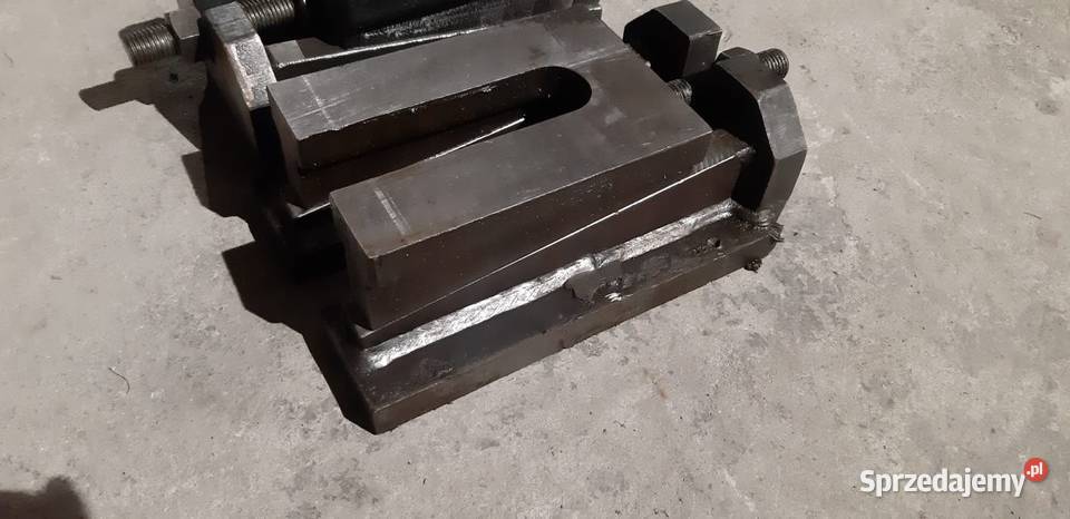Klin ustawczy fiksator 310x200x120 FV łódzkie Czarnożyły