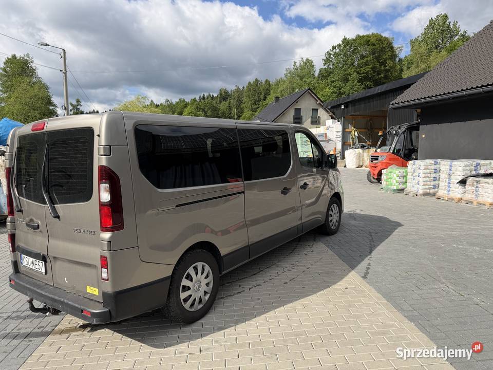 Renault Trafic 9 osób 16 125 Zadbany małopolskie Zachełmna sprzedam