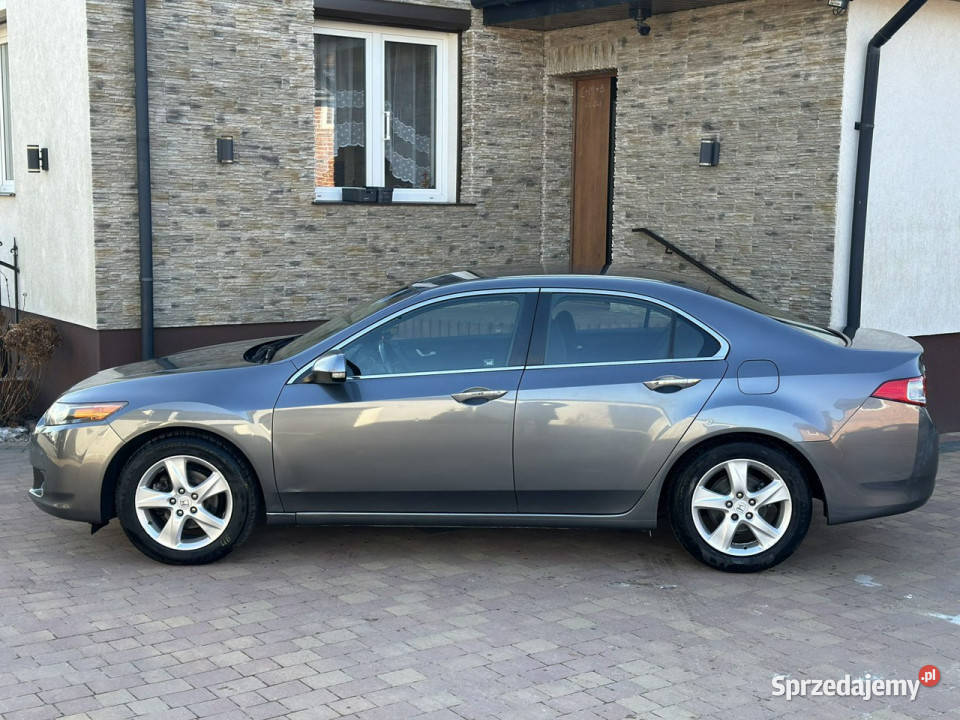 Honda Accord VIII 2008 Sadlno