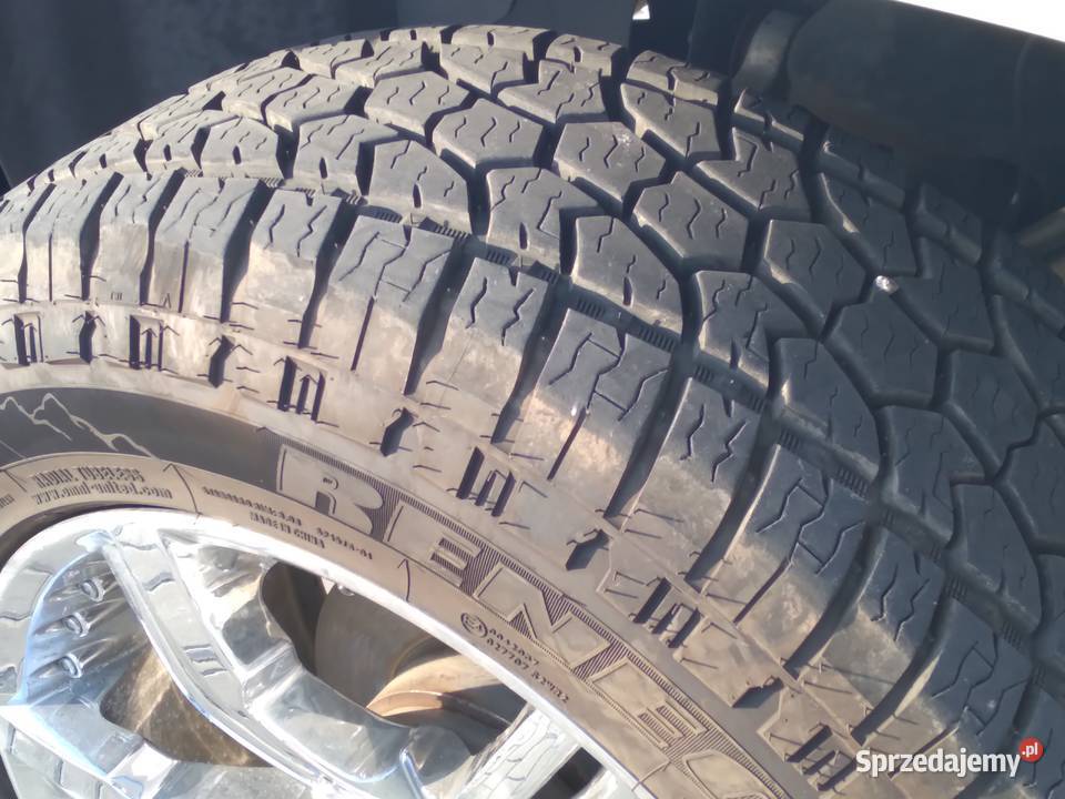 Hummer H3 Base 100 BEZWYPADKOWY podgrzewane fotele H3 Dąbki